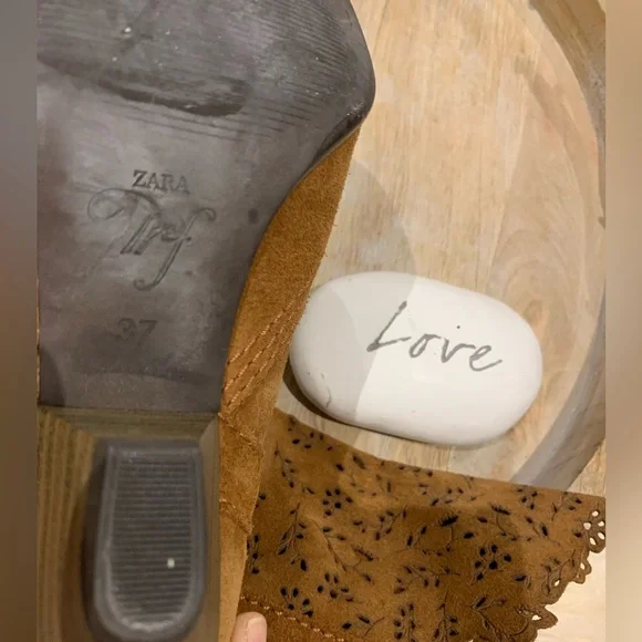 Zara boots - Picture 5 of 7